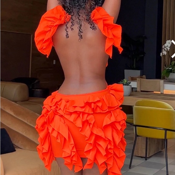 ORANGE RUFFLE BACKLESS DRESS - Picture 2 of 4